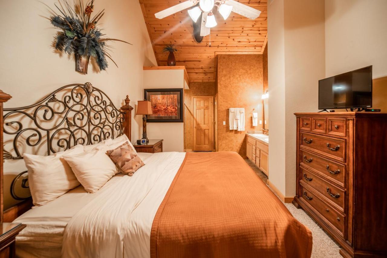Cabins At Grand Mountain Branson Exterior foto