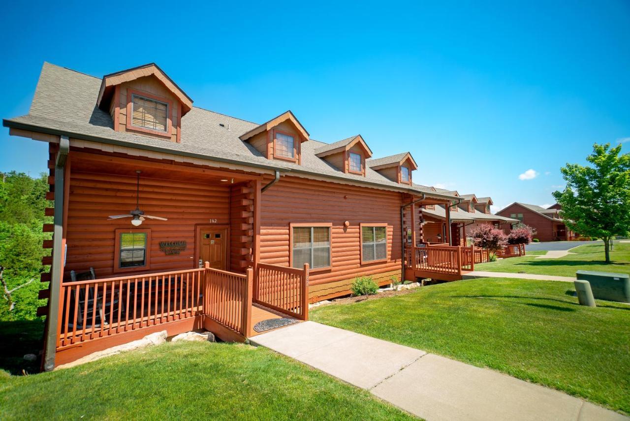 Cabins At Grand Mountain Branson Exterior foto